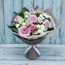 Букет цветов из:  Герберы, Альстромерии и Хризантемы в Пугачёве