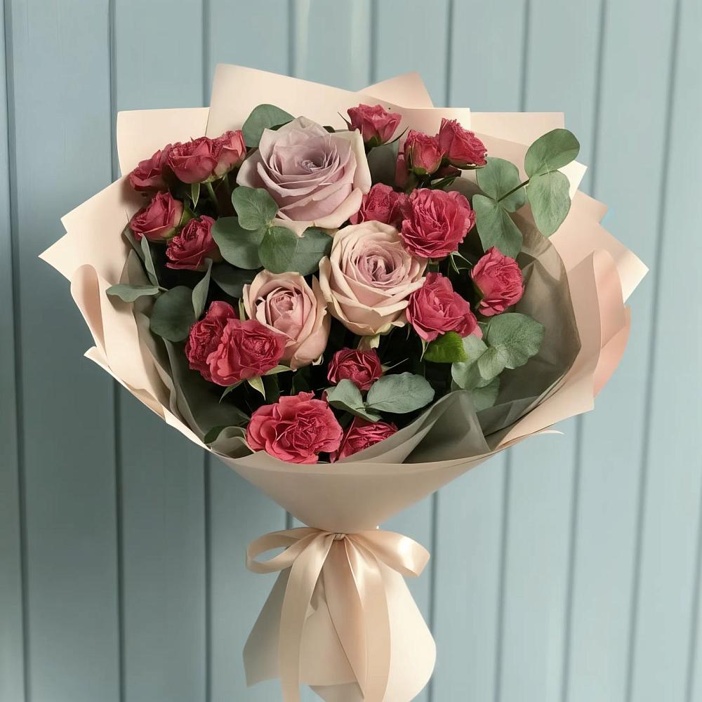 Букет цветов из: Гвоздики и Розы в Пугачёве