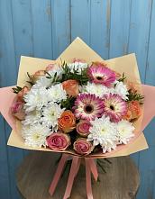 Букет цветов из:  Розы, Герберы и Хризантемы в Пугачёве