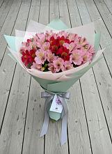 Букет цветов из:  Альстромерии в Пугачёве