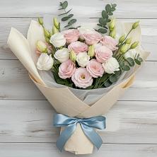 Букет цветов из:  Лизиантусы в Пугачёве