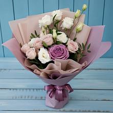 Букет цветов из:  Розы и Лизиантусы в Пугачёве