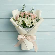 Букет цветов из:  Альстромерии в Пугачёве