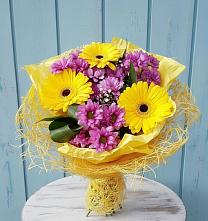 Букет цветов из:  Хризантемы и Герберы в Пугачёве