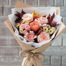 Букет цветов из:  Гвоздики, Хризантемы и Розы в Пугачёве