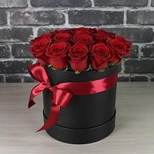 Цветочная композиция из Розы в шляпной коробке в Пугачёве