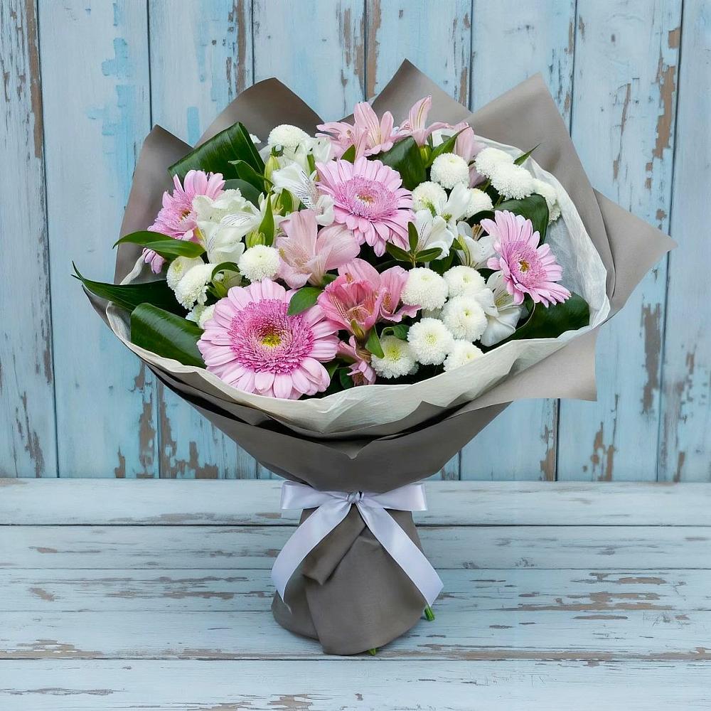 Букет цветов из: Герберы, Альстромерии и Хризантемы в Пугачёве