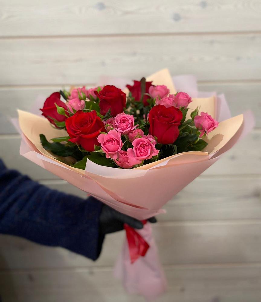 Букет цветов из: Розы в Пугачёве