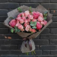 Букет цветов из:  Розы в Пугачёве